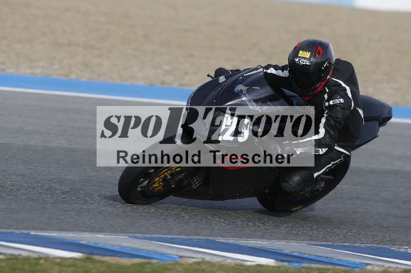 /Archiv-2024/01 26.-28.01.2024 Moto Center Thun Jerez/Gruppe gruen-green/229